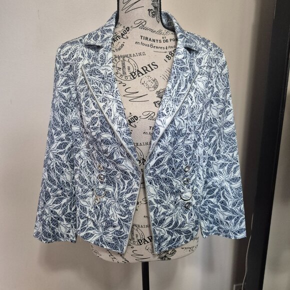 Jacquard Jacket - Picture 1 of 9